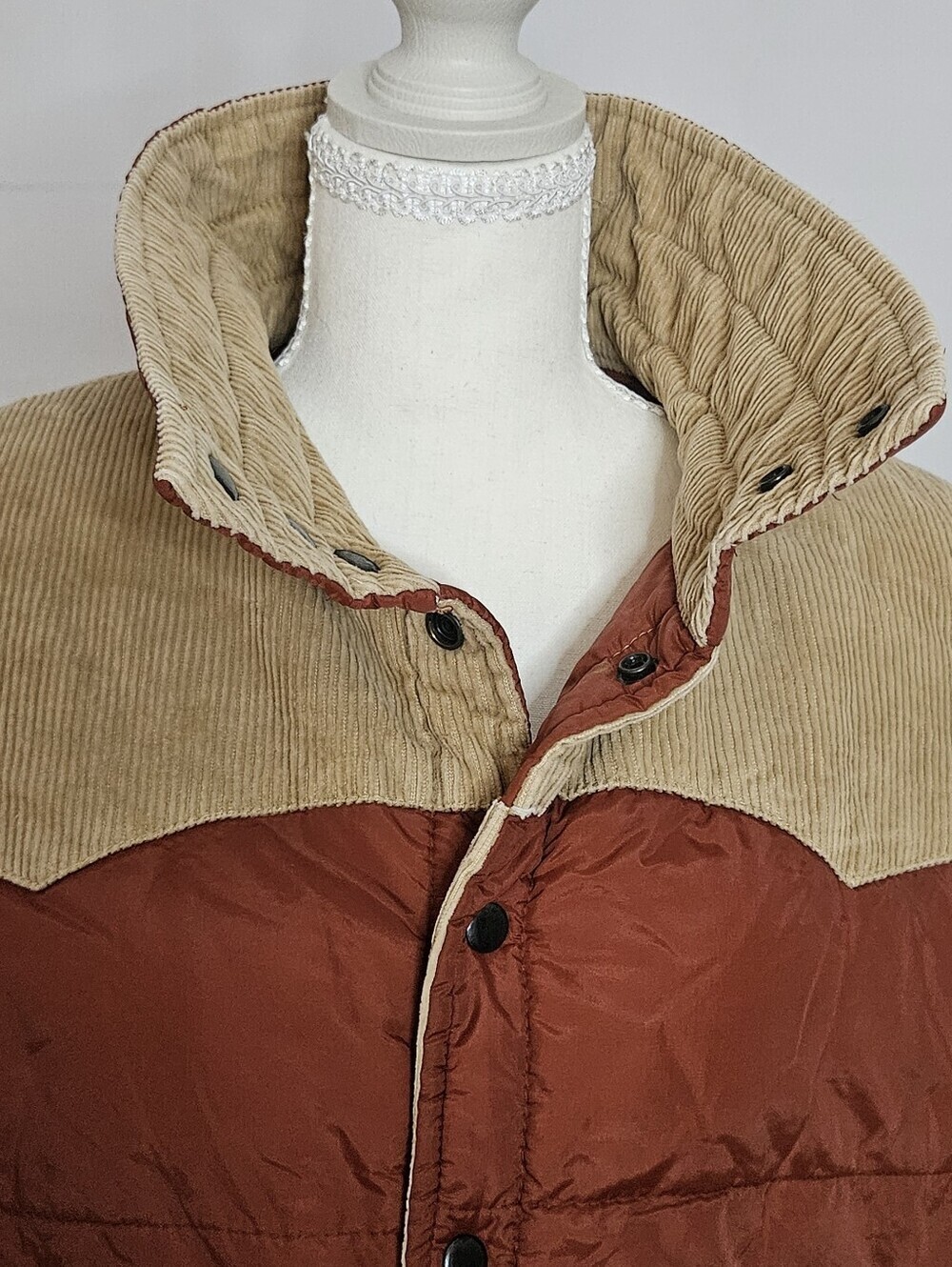 Vintage Reversible Corduroy Puffer Vest Men’s L/XL Rust Tan Western 90s - Picture 5 of 9